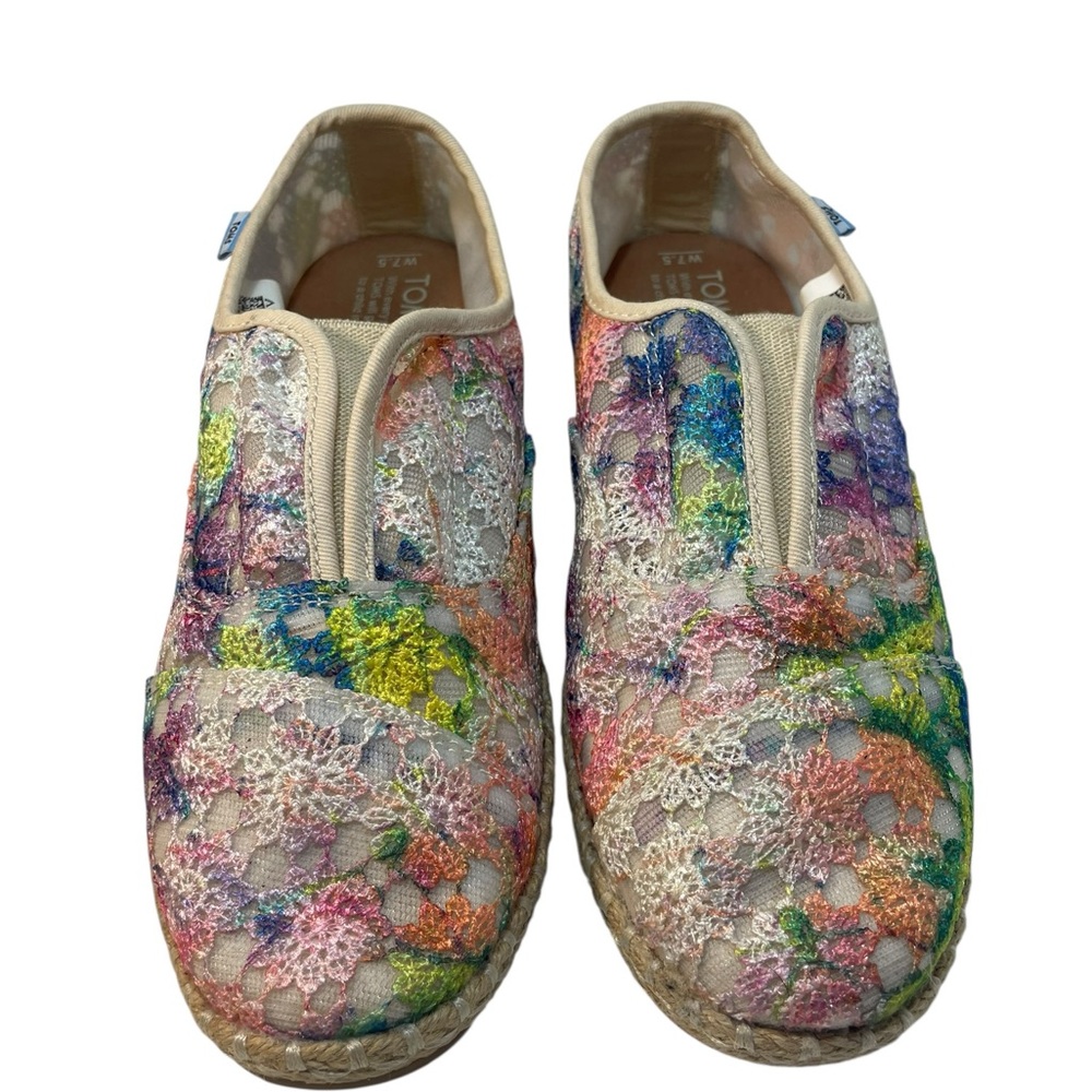 TOMS Palmera Multi Crochet Lace Rainbow Flats Womens Size 7.5 NWOT